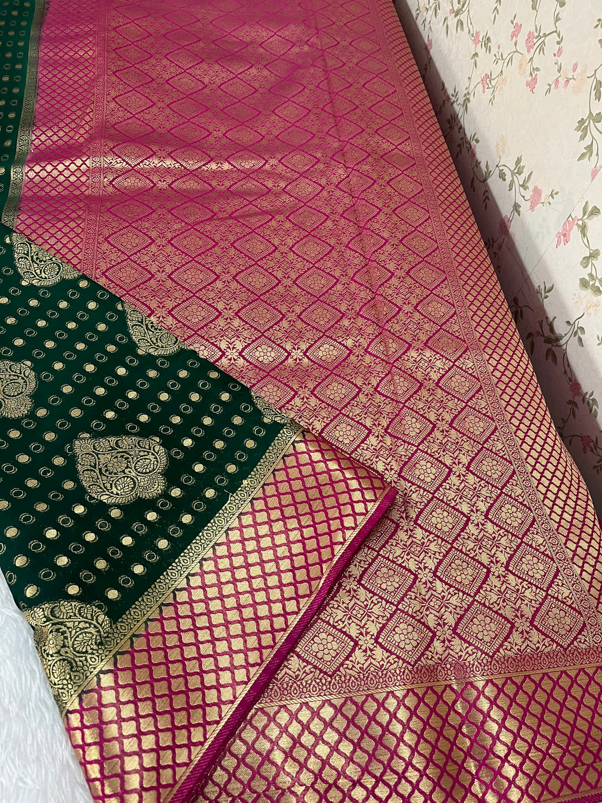 Banarasi crepe silk - HOA117
