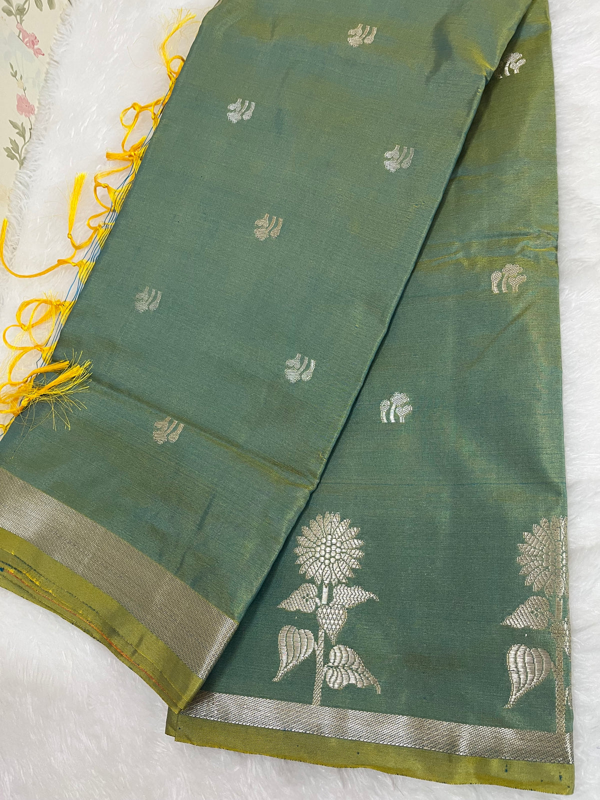 Semi silk