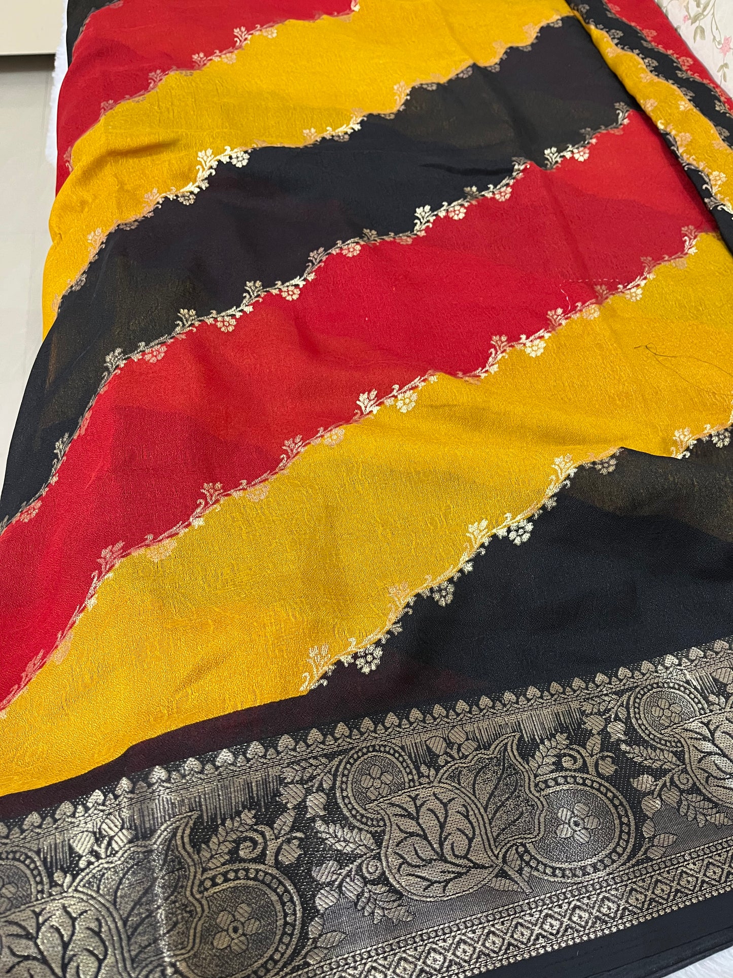 Premium quality Marshmallow saree - HOA130