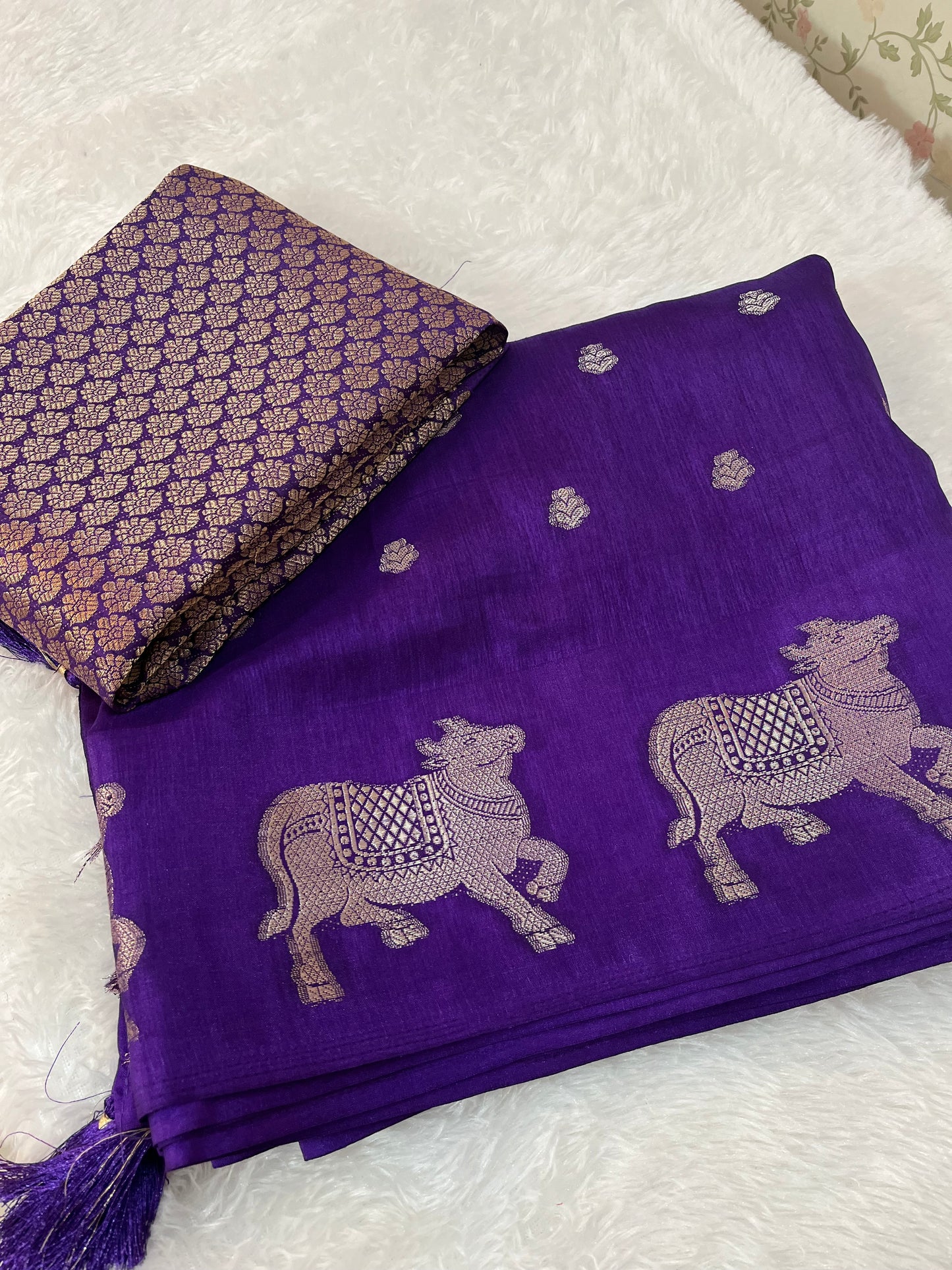 Dola Silk