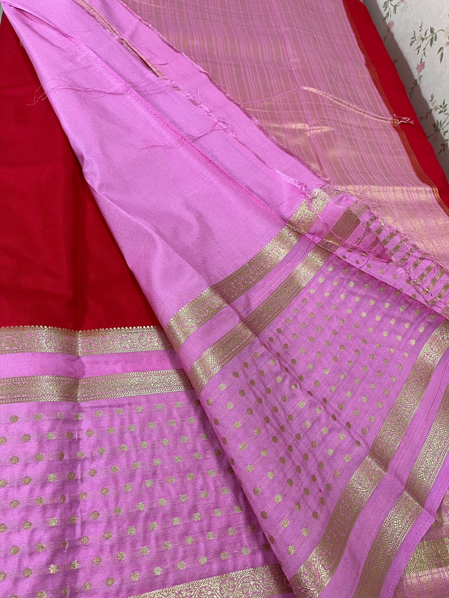 Semi Mysore silk - Bindhi design