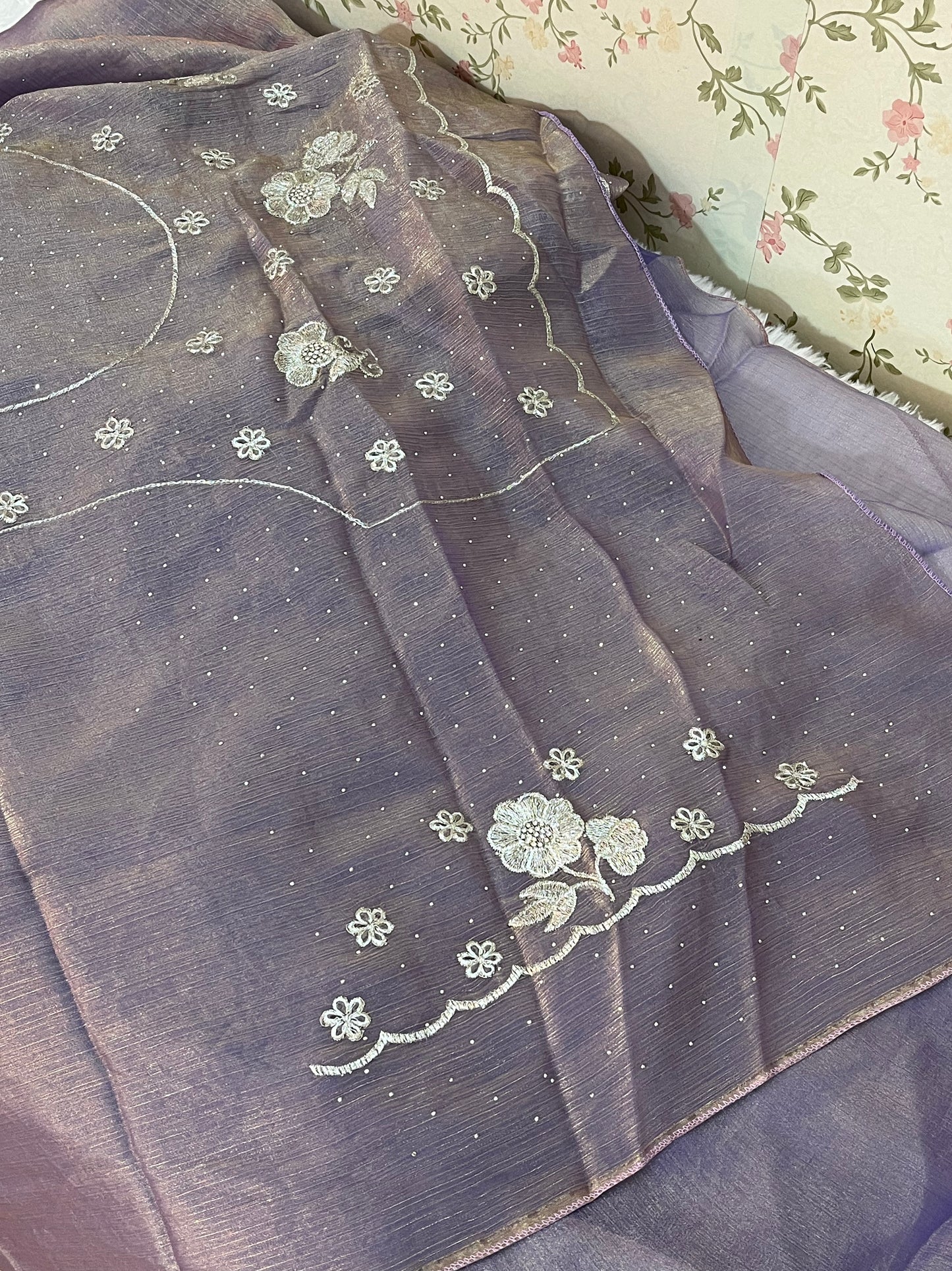 Space silk- Embroidery-HOA126